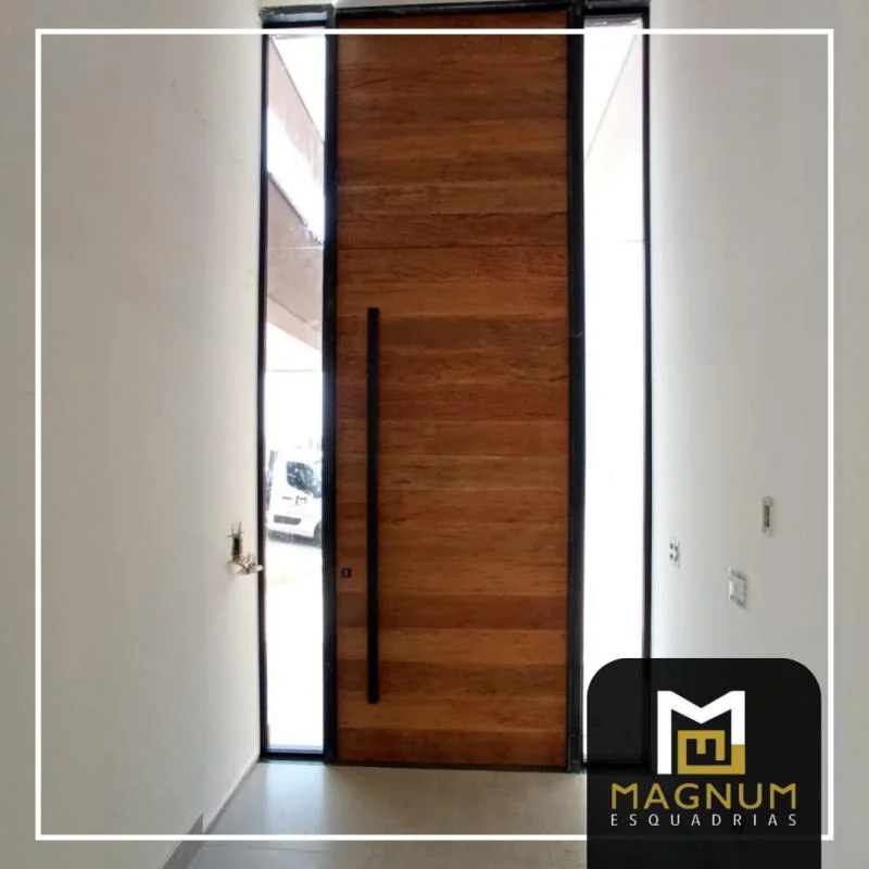 Fabricação de portas personalizadas de madeira