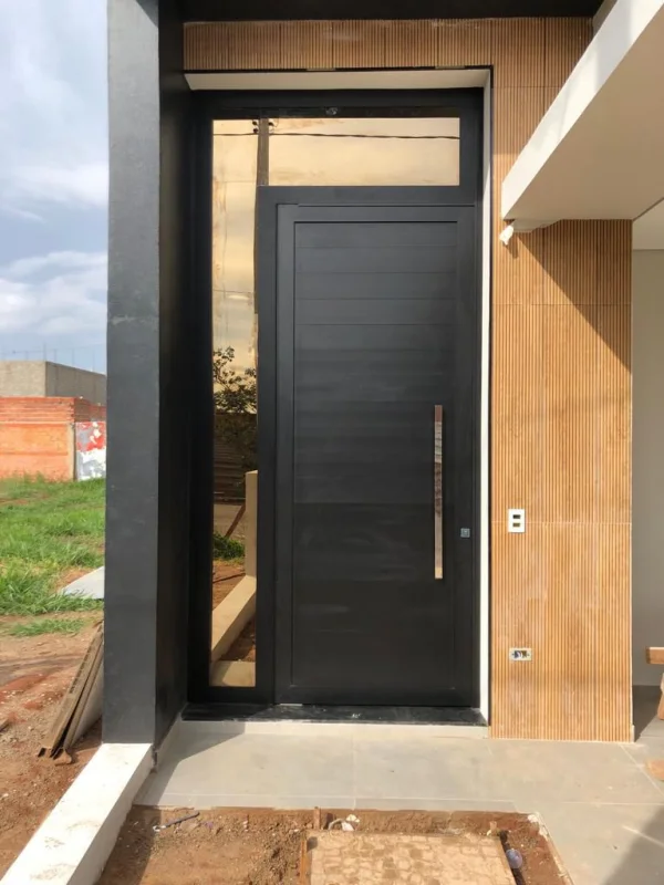 Porta de alumínio com vidro em Limeira