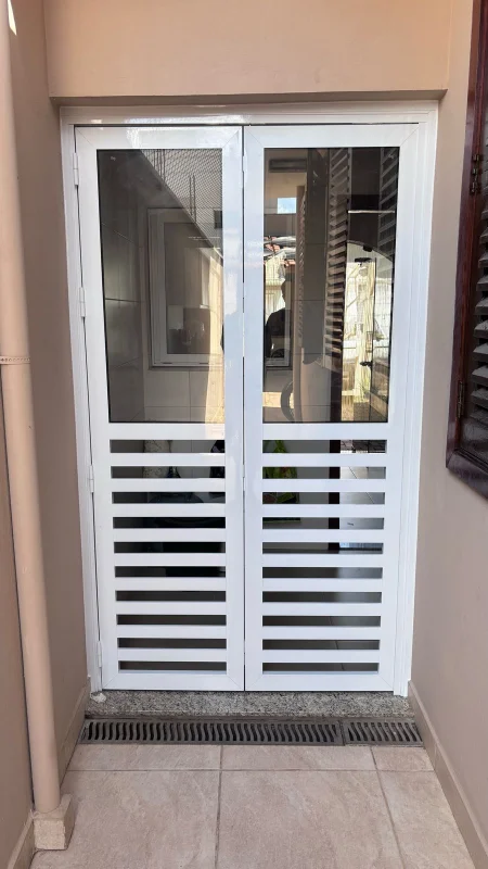 Porta camarão com batente