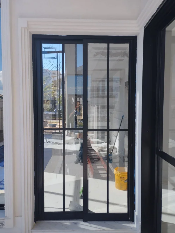 Porta de vidro personalizada