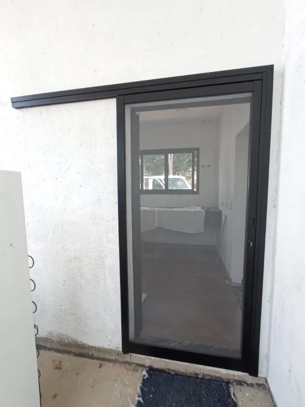 Portas personalizadas em Limeira